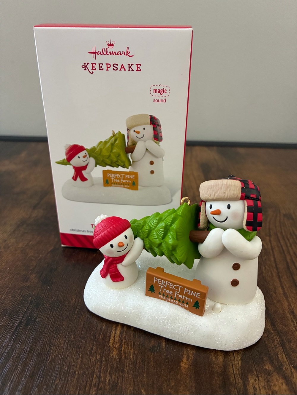 Hallmark 2014 “The Perfect Tree” Christmas Magic Ornament NIB